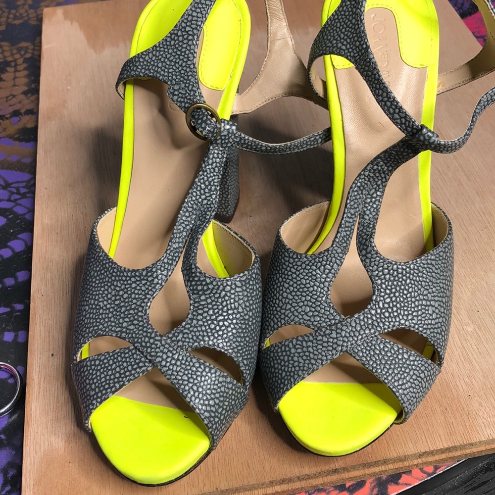 Joan and David Dadalinna 4 inch sandals